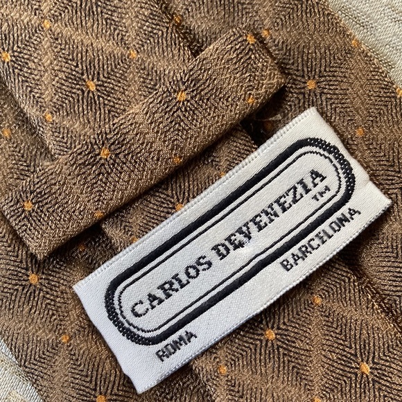 Carlos Devenezia Classic Men’s Silk Tie - Picture 5 of 6